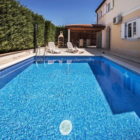 Holiday House Anna *